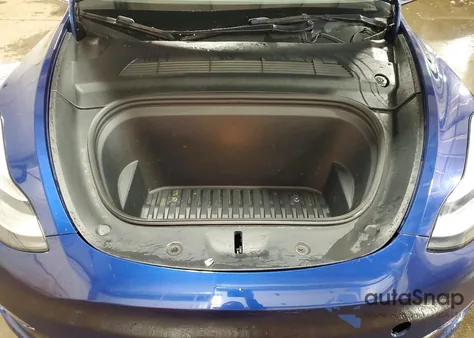 2022 Tesla Model Y из США, поврежденный, VIN 7SAYGDEE3NF480251